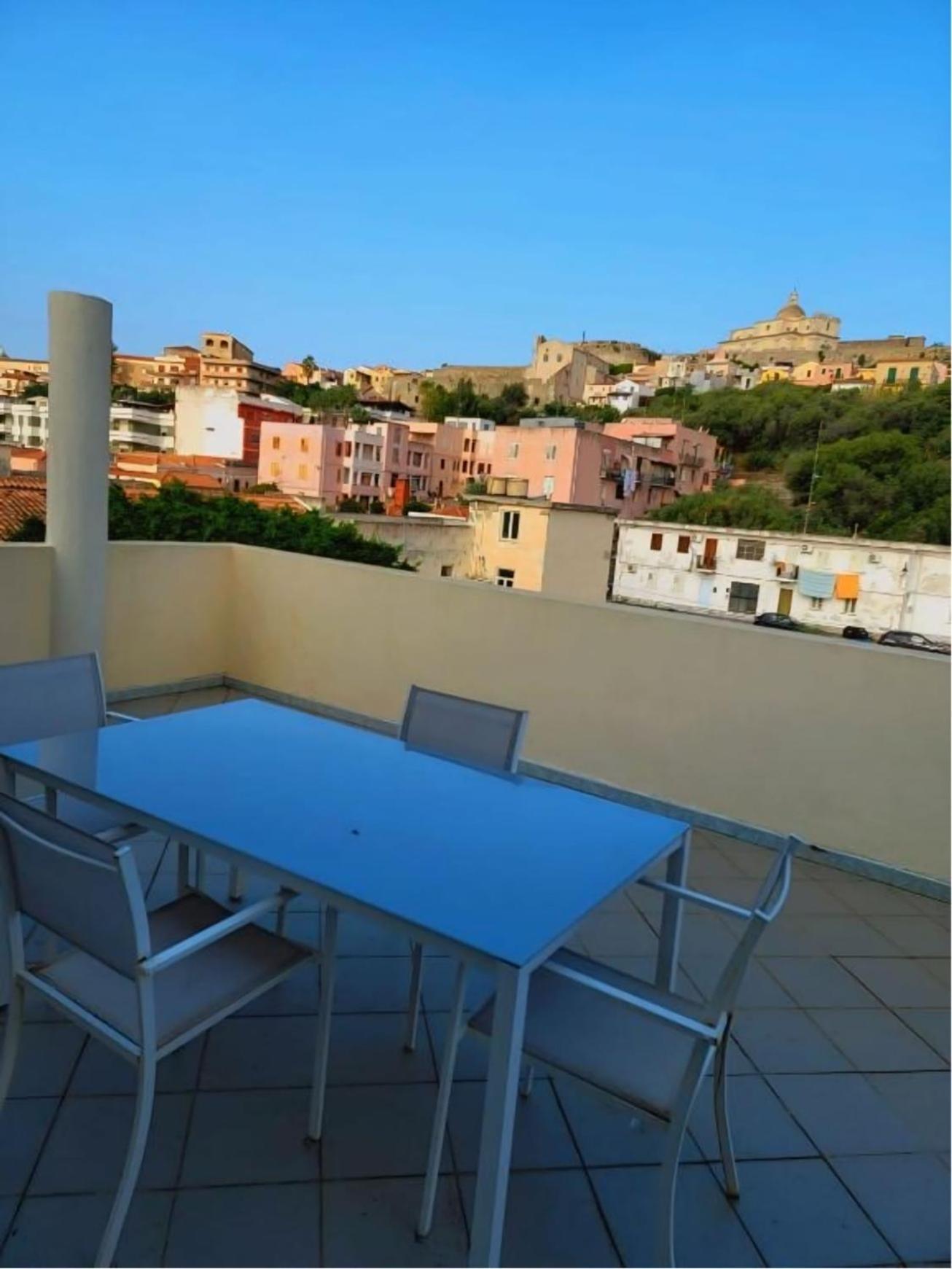 מילאצו Hotel Garibaldi מראה חיצוני תמונה